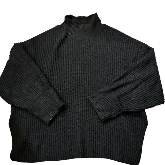 Top Shop | Nordstrom Cozy Black Knit Sweater - Picture 1 of 6